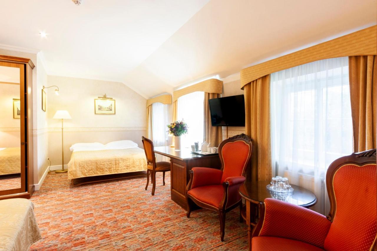 Story Inn Self Check-In Hotel Vilnius Exterior photo